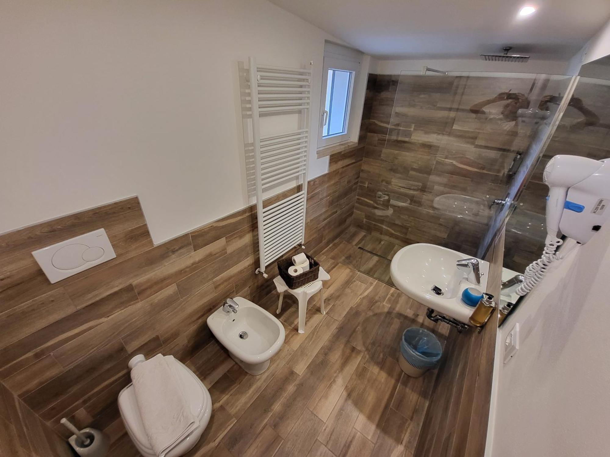 Penthouse Casa Alkea Masse Lake View برنزوني سول جاردا المظهر الخارجي الصورة