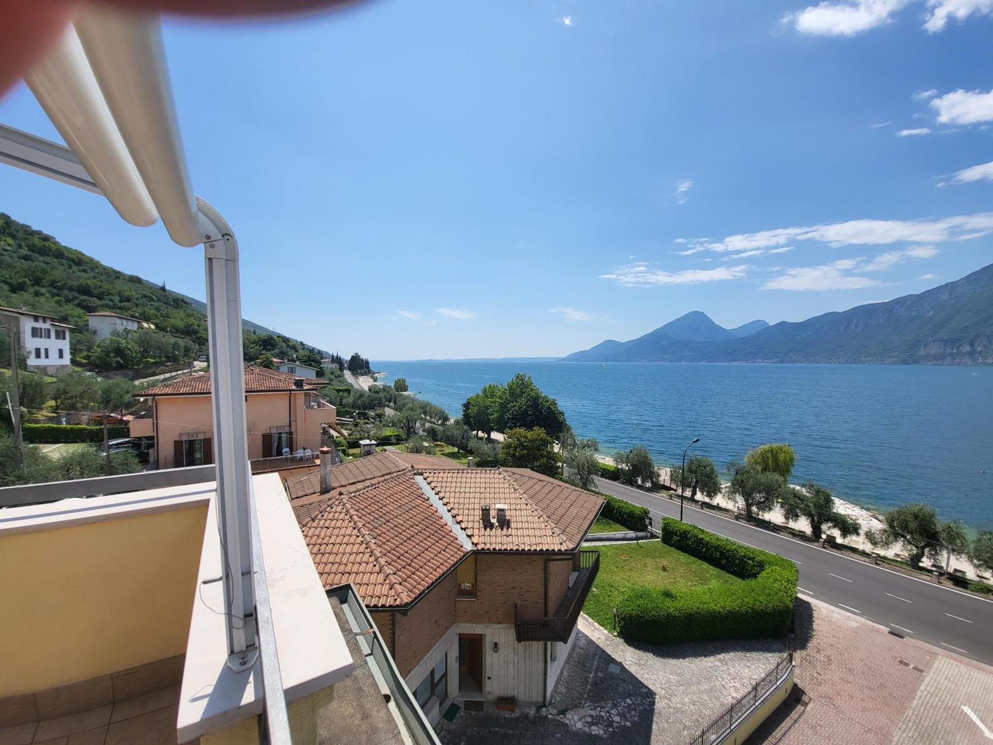 Penthouse Casa Alkea Masse Lake View برنزوني سول جاردا المظهر الخارجي الصورة