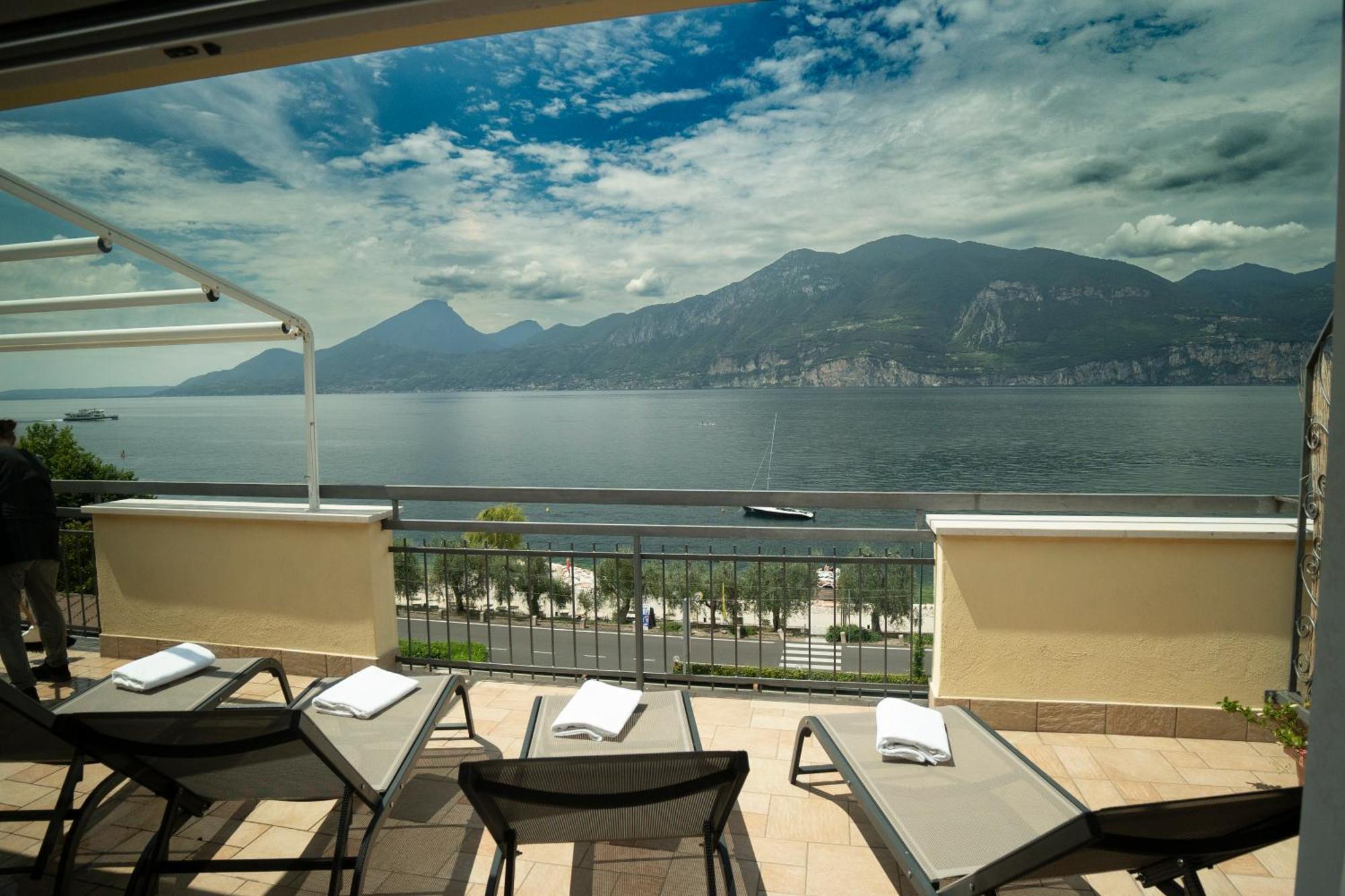 Penthouse Casa Alkea Masse Lake View برنزوني سول جاردا المظهر الخارجي الصورة